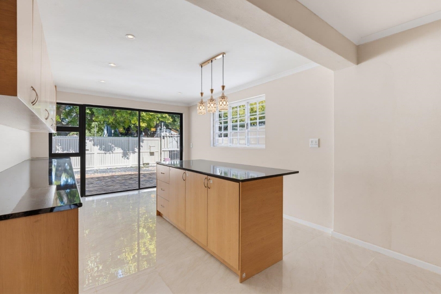 4 Bedroom Property for Sale in Hout Bay Western Cape